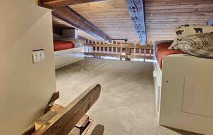 Well-Appointed Townhome Overlooking Dillon Reservoir - Silverthorne, Colorado