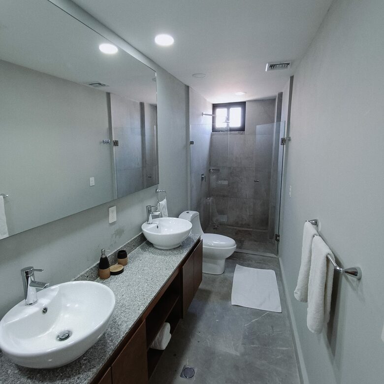 AVYRA - Acapulco de Juarez, Mexico