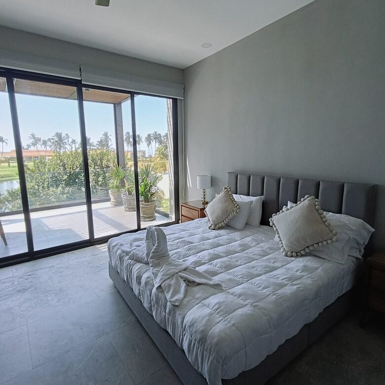 AVYRA - Acapulco de Juarez, Mexico