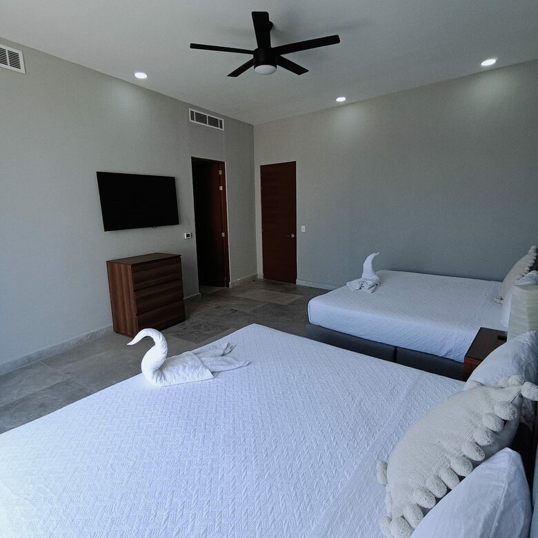 AVYRA - Acapulco de Juarez, Mexico