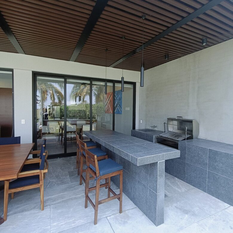 ALYA - Acapulco de Juarez, Mexico