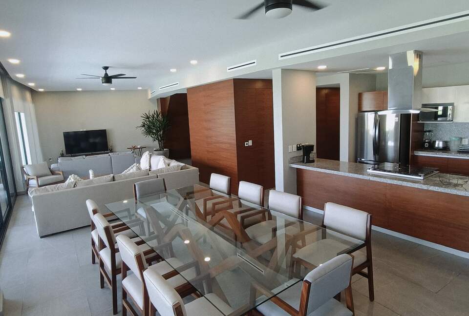 ALYA - Acapulco de Juarez, Mexico