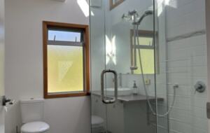 Elevated Living Above the Shores of Lake Taupō - Taupō, New Zealand