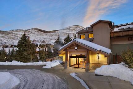 Birch at Streamside | Warm 1BR Retreat Steps from Adventure - Vail, Colorado
