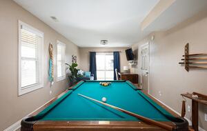 Charming Beach Retreat Near the Heart of the Outer Banks - Kill Devil Hills, North Carolina