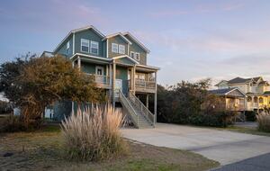 Charming Beach Retreat Near the Heart of the Outer Banks - Kill Devil Hills, North Carolina