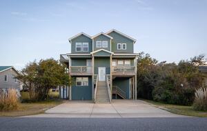 Charming Beach Retreat Near the Heart of the Outer Banks - Kill Devil Hills, North Carolina