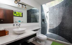 The Glass House at Manuel Antonio - Quepos, Costa Rica