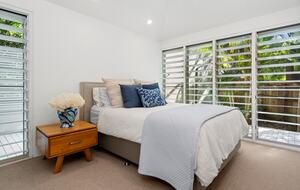 Luxury Tree-Top Retreat in Noosa’s Prestigious Little Cove - Noosa Heads, Australia