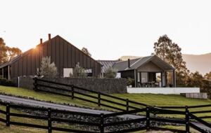 Valley Elegance on 60 Acres - Kangaroo Valley, Australia
