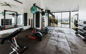 Valley Elegance on 60 Acres - Kangaroo Valley, Australia