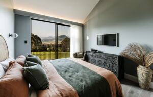 Valley Elegance on 60 Acres - Kangaroo Valley, Australia