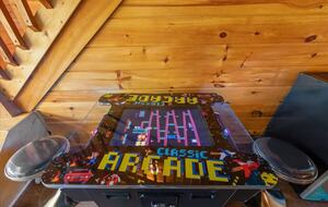 Scenic Ridge-Top Retreat with Designer Interiors & Endless Entertainment - Blue Ridge, Georgia