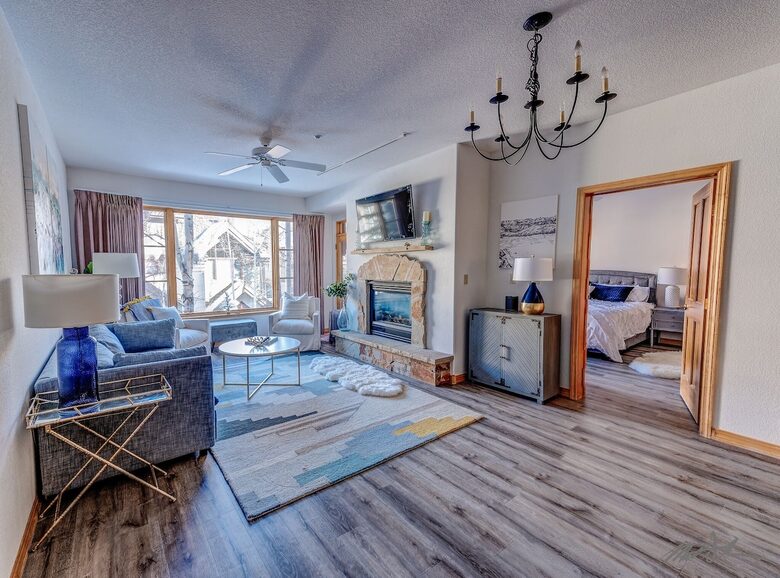 Ski-In/Ski-Out Mountain Comfort in Arrowhead Village - Edwards, Colorado