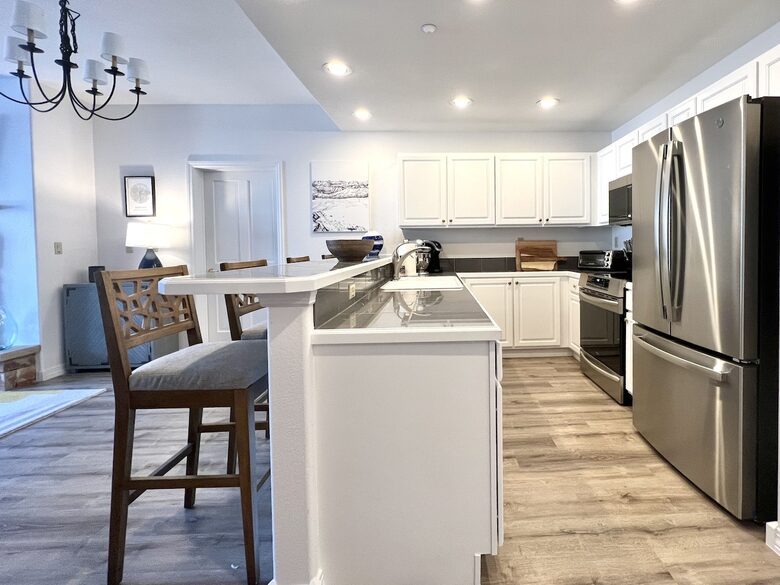 Ski-In/Ski-Out Mountain Comfort in Arrowhead Village - Edwards, Colorado