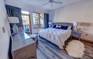 Ski-In/Ski-Out Mountain Comfort in Arrowhead Village - Edwards, Colorado