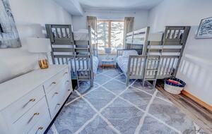 Ski-In/Ski-Out Mountain Comfort in Arrowhead Village - Edwards, Colorado