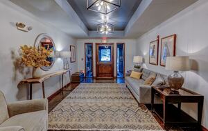 Ski-In/Ski-Out Mountain Comfort in Arrowhead Village - Edwards, Colorado