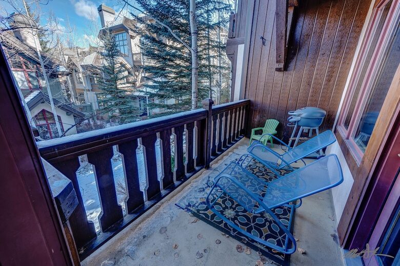 Ski-In/Ski-Out Mountain Comfort in Arrowhead Village - Edwards, Colorado