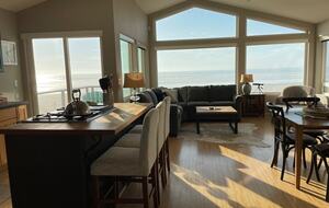 A Coastal Escape on Oregon’s Shoreline - Waldport, Oregon