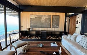 Harmonious Triangle House with Ocean Views in Matanzas - Navidad, Chile