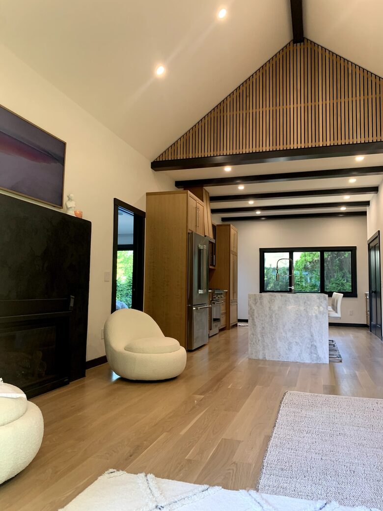 Tranquil Bungalow Retreat with Pool in Hampton Bays - Hampton Bays, New York