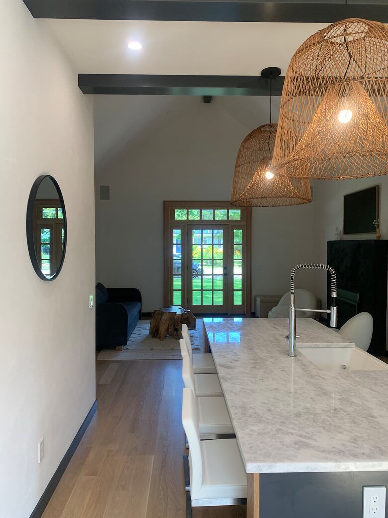 Tranquil Bungalow Retreat with Pool in Hampton Bays - Hampton Bays, New York