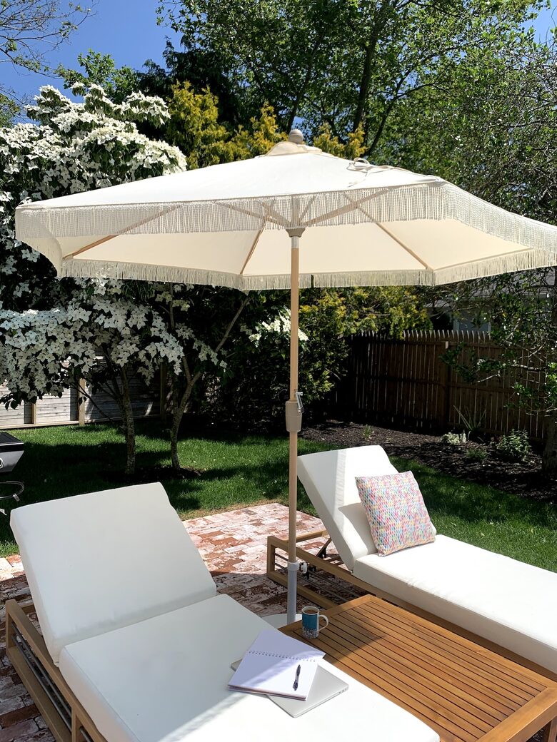 Tranquil Bungalow Retreat with Pool in Hampton Bays - Hampton Bays, New York