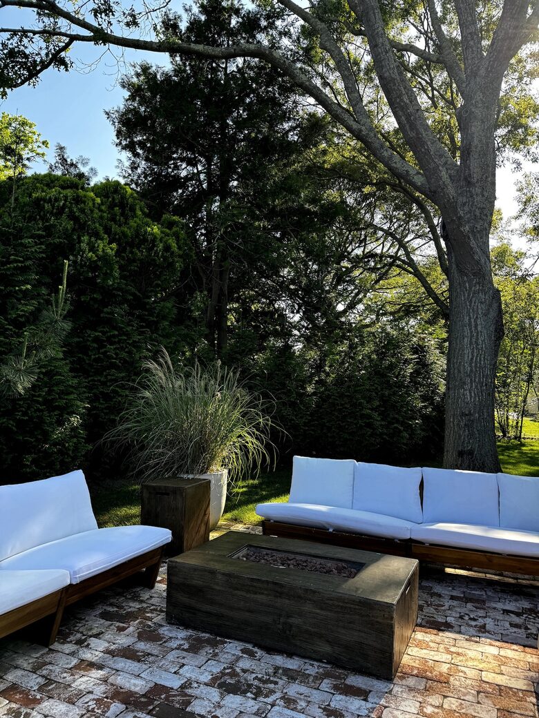 Tranquil Bungalow Retreat with Pool in Hampton Bays - Hampton Bays, New York