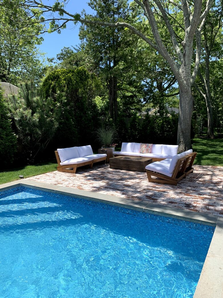Tranquil Bungalow Retreat with Pool in Hampton Bays - Hampton Bays, New York