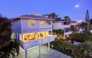 Sophisticated Siesta Key Retreat with Resort Pool - Sarasota, Florida