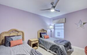 Sophisticated Siesta Key Retreat with Resort Pool - Sarasota, Florida