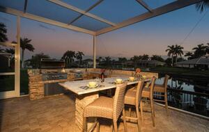 Elegant Canalfront Escape in Cape Coral - Cape Coral, Florida