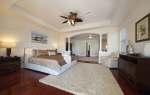 Elegant Canalfront Escape in Cape Coral - Cape Coral, Florida