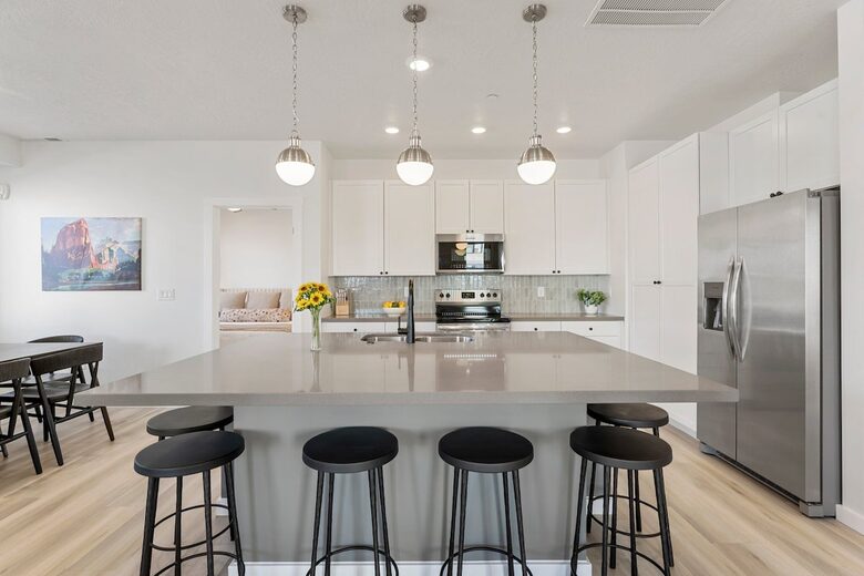 Refined Southern Utah Retreat Near Zion - Hurricane, Utah