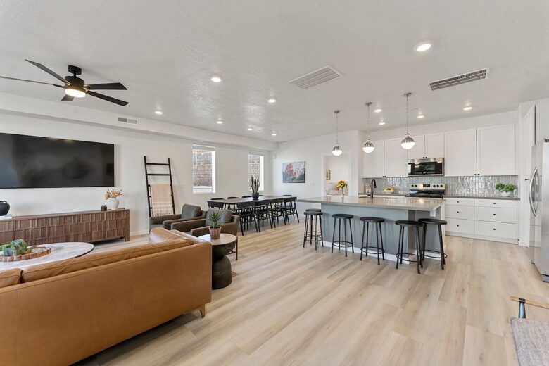 Refined Southern Utah Retreat Near Zion - Hurricane, Utah