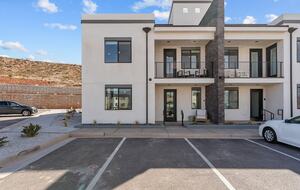 Refined Southern Utah Retreat Near Zion - Hurricane, Utah