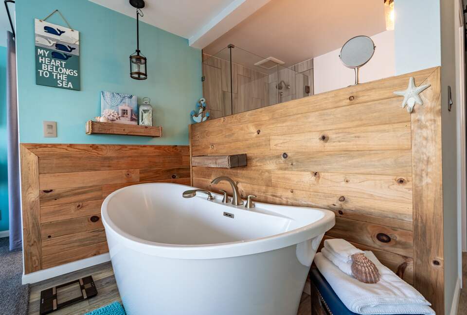 Wanderlust Beach Retreat - Tacoma, Washington