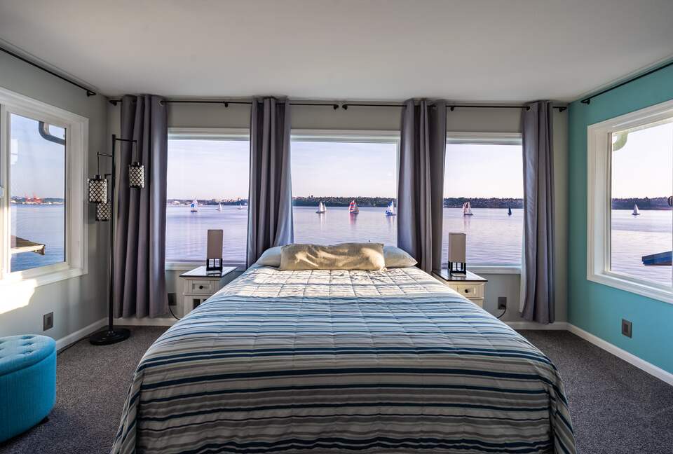 Wanderlust Beach Retreat - Tacoma, Washington