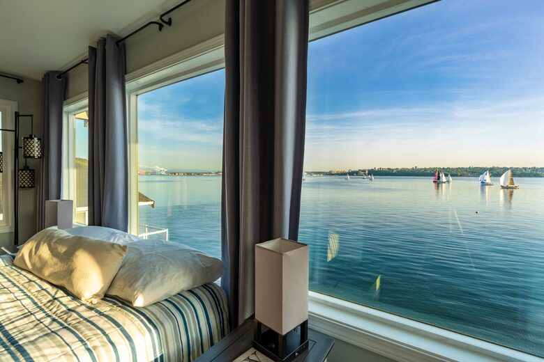 Wanderlust Beach Retreat - Tacoma, Washington