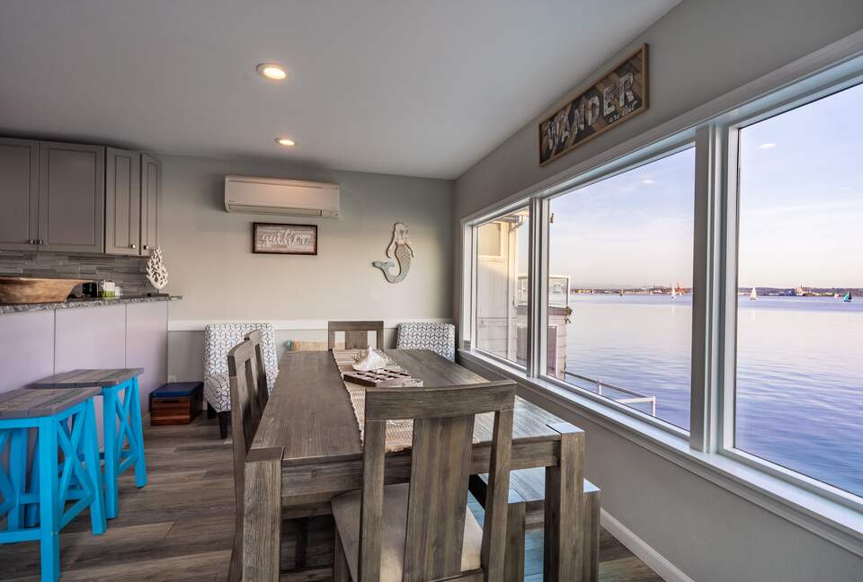 Seasting for 8 in the kitchen.