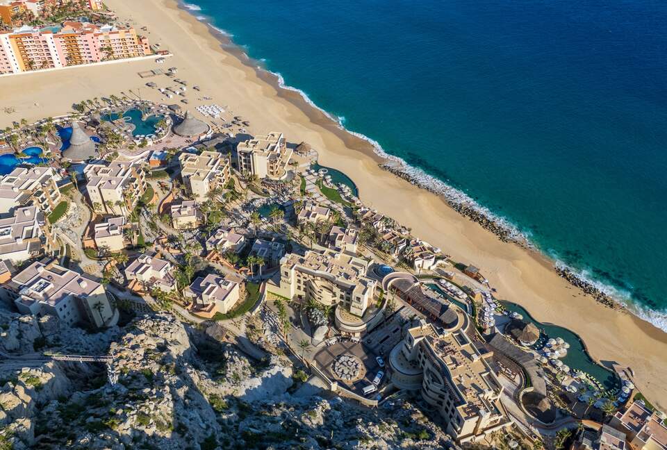 Access to the resort amenities (Pools, kids club, spa, etc)