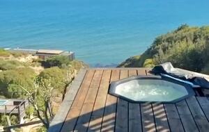 Harmonious Triangle House with Ocean Views in Matanzas - Navidad, Chile