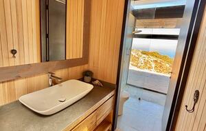 Harmonious Triangle House with Ocean Views in Matanzas - Navidad, Chile