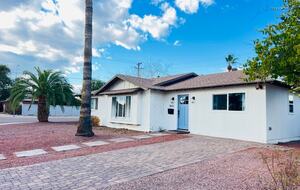 Sunny Escape in the Heart of Scottsdale - Scottsdale, Arizona