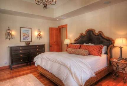 Spruce Peak Resort Ski in /Ski Out - Stowe, Vermont