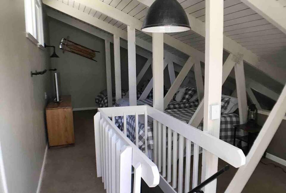 Warm & Inviting Mountain Retreat with Pool, Sauna, and Loft - Mammoth Lakes, California