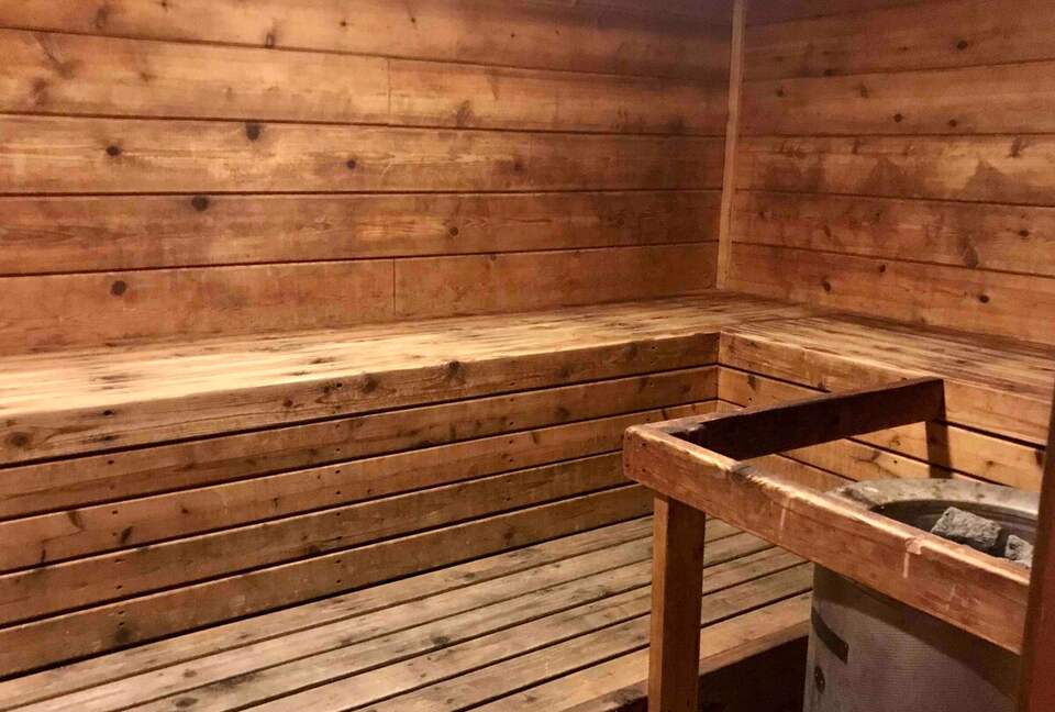 Warm & Inviting Mountain Retreat with Pool, Sauna, and Loft - Mammoth Lakes, California