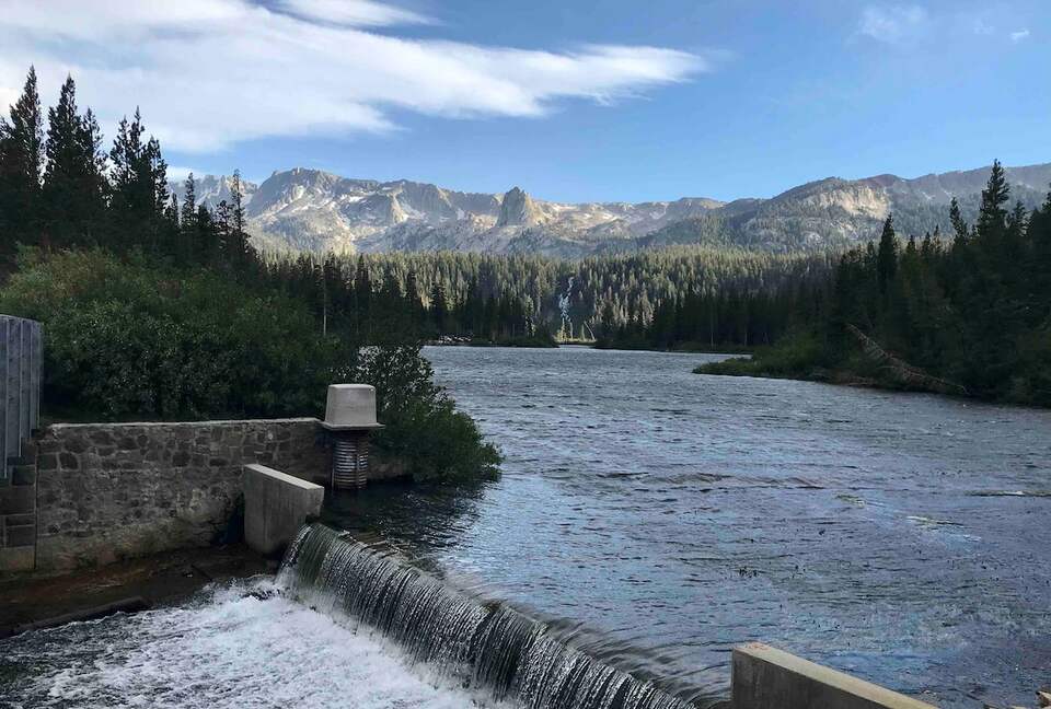 Warm & Inviting Mountain Retreat with Pool, Sauna, and Loft - Mammoth Lakes, California