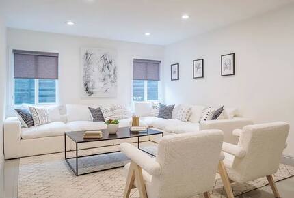 Ultimate Modern Compound: Resort-Style Experience - Valley Village, California